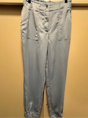 Haute Monde women’s light blue satin finish jogger-style cargo pants Size S
